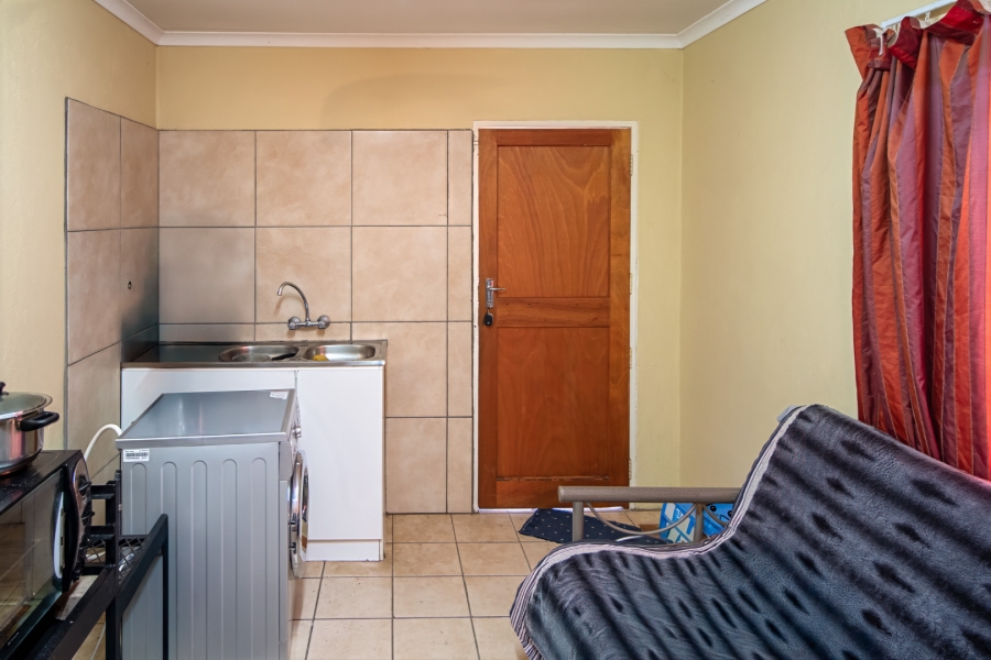 2 Bedroom Property for Sale in Flora Park Northern Cape